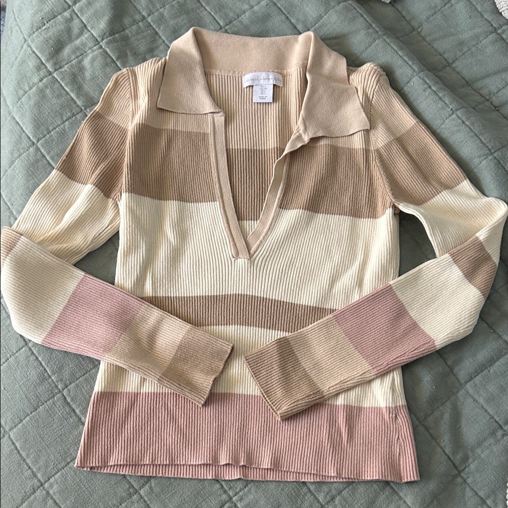 House of Harlow 1960 Beige and Pink Striped V-Neck Sweater